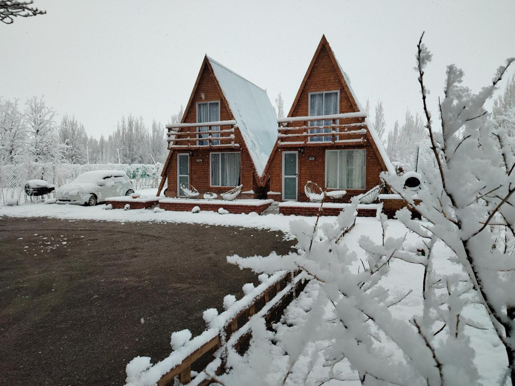Cabanas Alpinas Alumine Перито Морено Екстериор снимка
